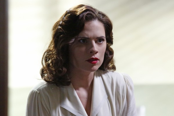 Peggy Carter (Hayley Atwell)