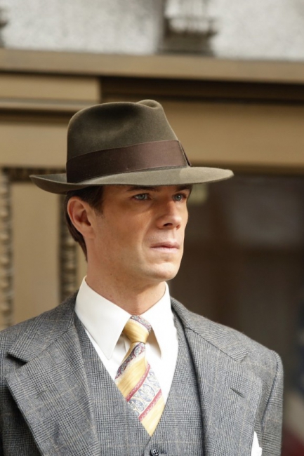 Edwin Jarvis (James D'Arcy)