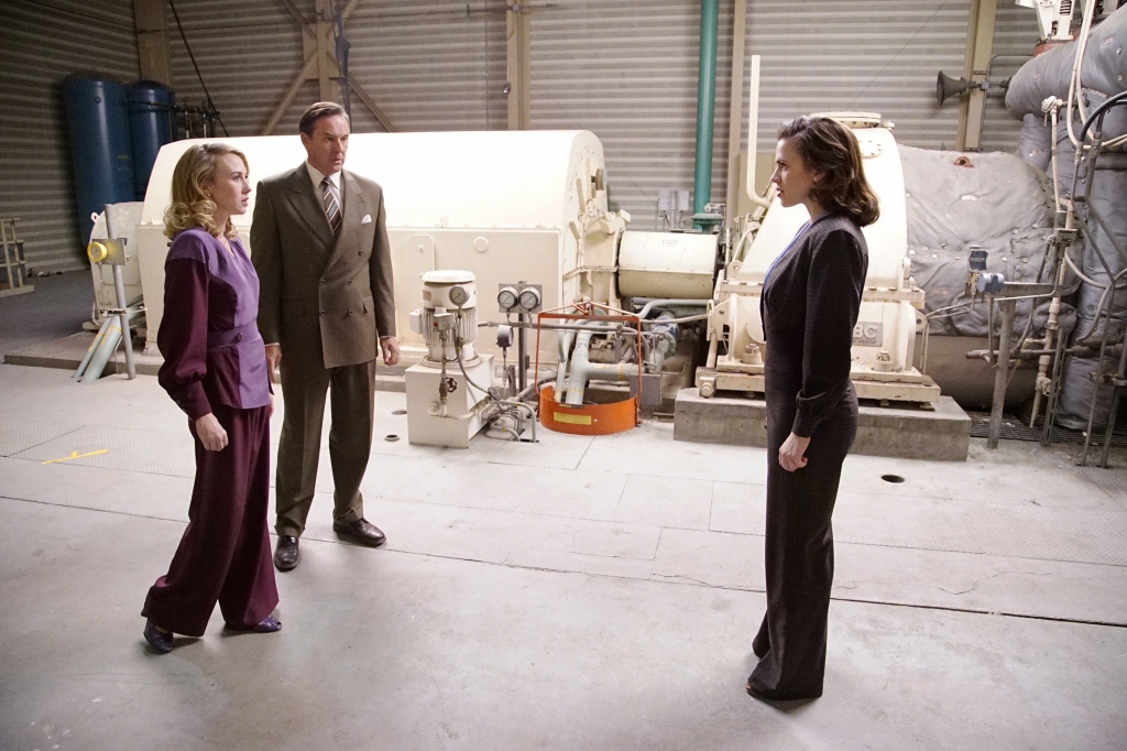 Affrontement entre le couple Chadwick -Frost et l'Agent Carter