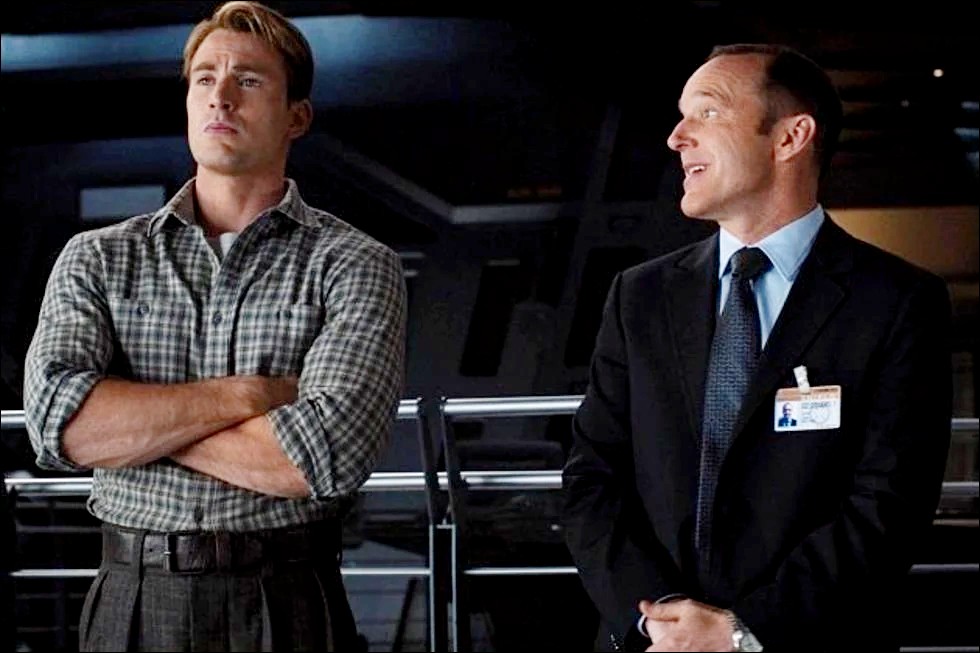 Steve Rogers, alias Captain America, et Phil Coulson